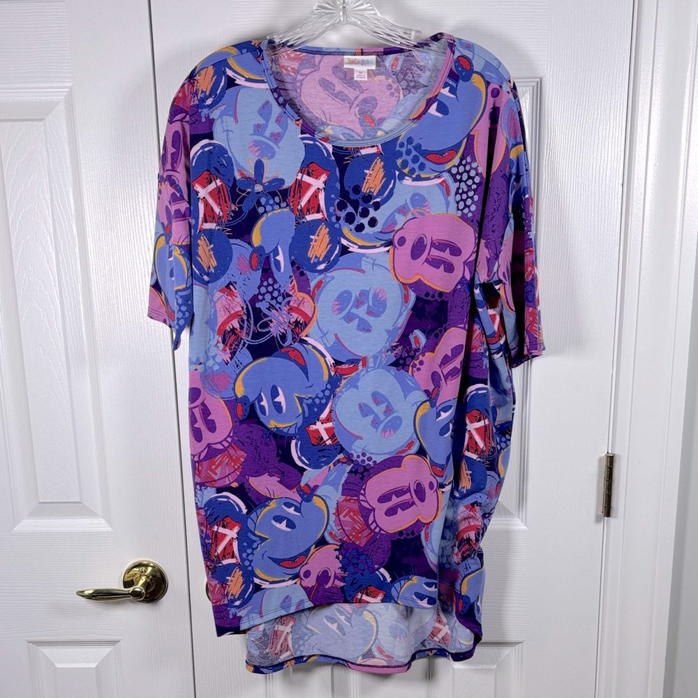 LuLaRoe Irma Mickey Minnie Mouse Walt Disney World Sz Medium Tunic Top